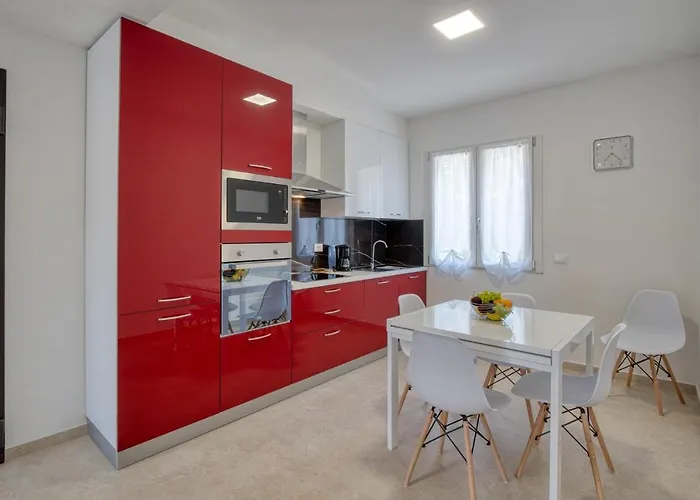 La Sensa * برنزوني سول جاردا