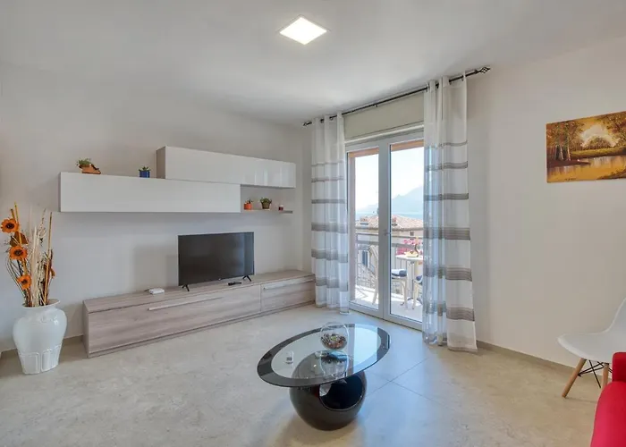 La Sensa * برنزوني سول جاردا